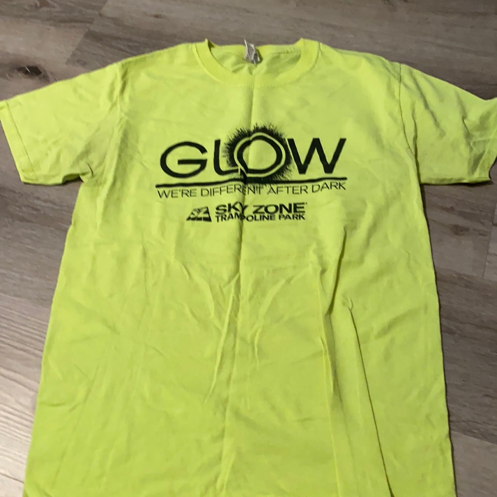 Neon yellow sky zone shirt